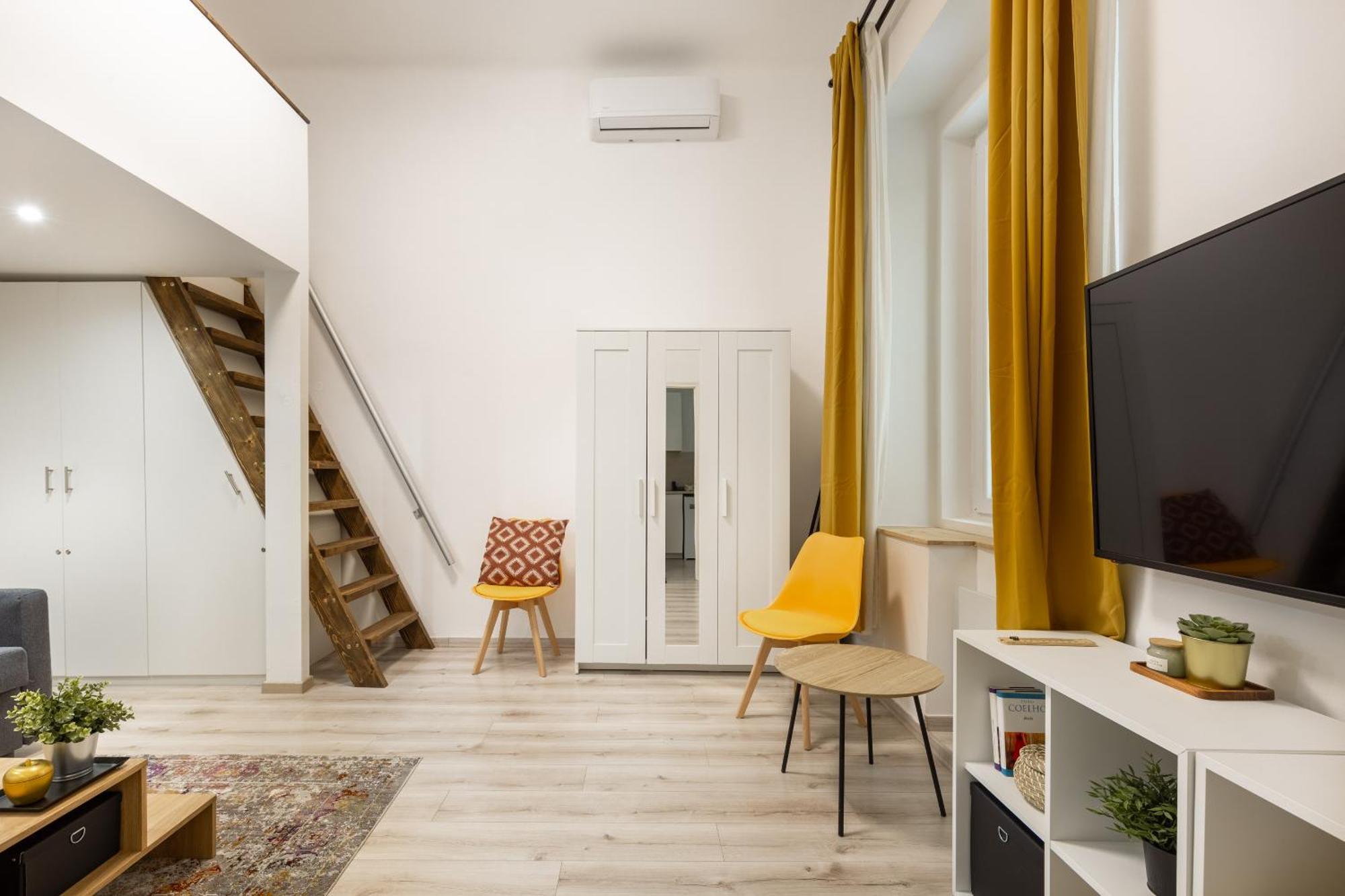 Cosy By Stn * Budapest