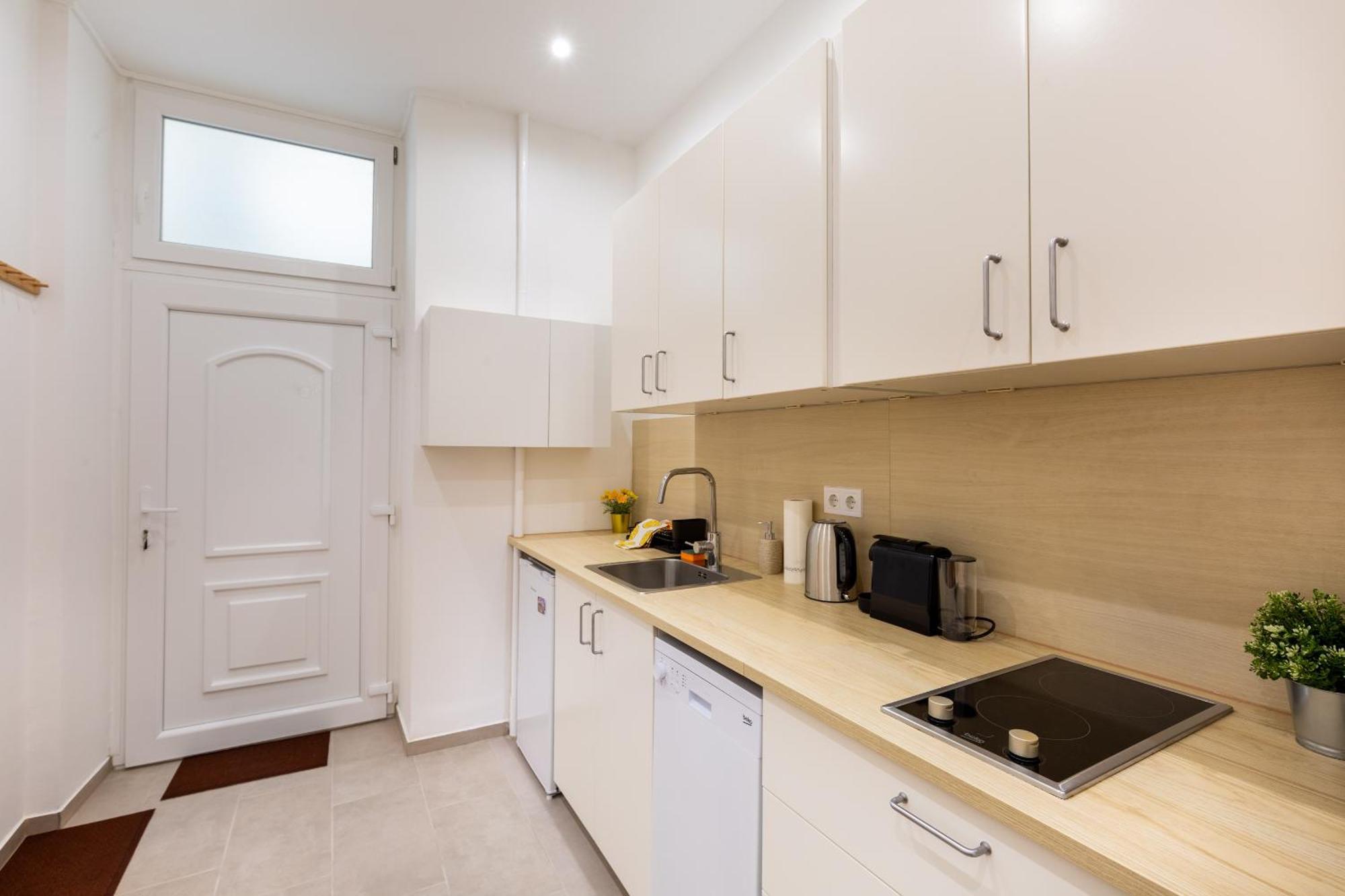 Cosy By Stn Budapest