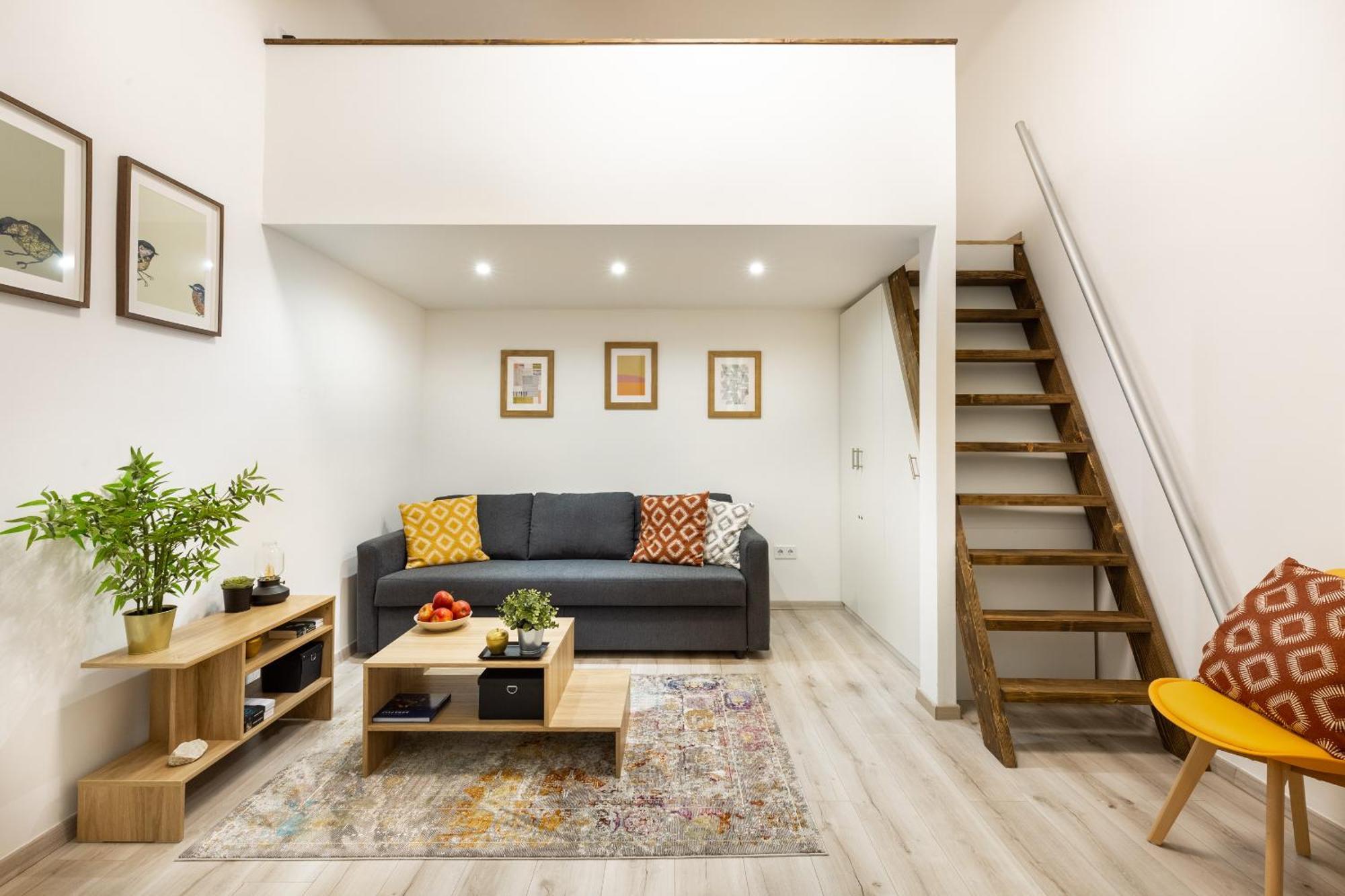 Cosy By Stn Apartament *